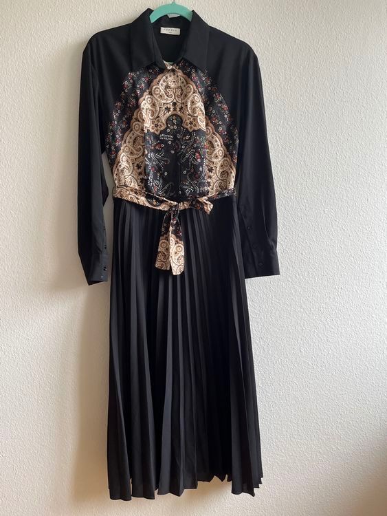 Sandro Vestiti: Sandro Paris Kleid schwarz Blumenmuster FR42/EU40 – Nuovo (secondo la descrizione) da Basel venduto da astwo