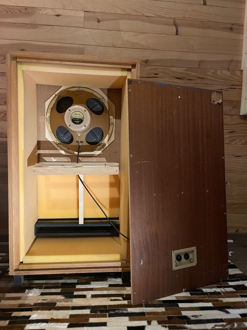 Tannoy Lautsprecher: Tannoy Rectangular York 15" – Gebraucht aus Rolle von Julio681 2