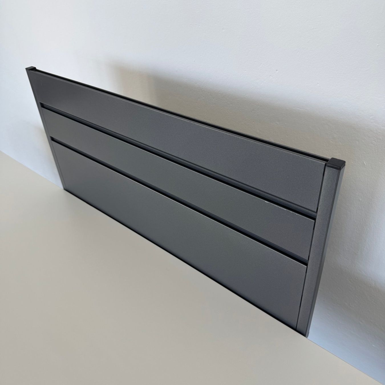Paraventi: Embru eQ Trennwand mit Tischhalterung – Usato da Schönenwerd venduto da mcofficeshop 4