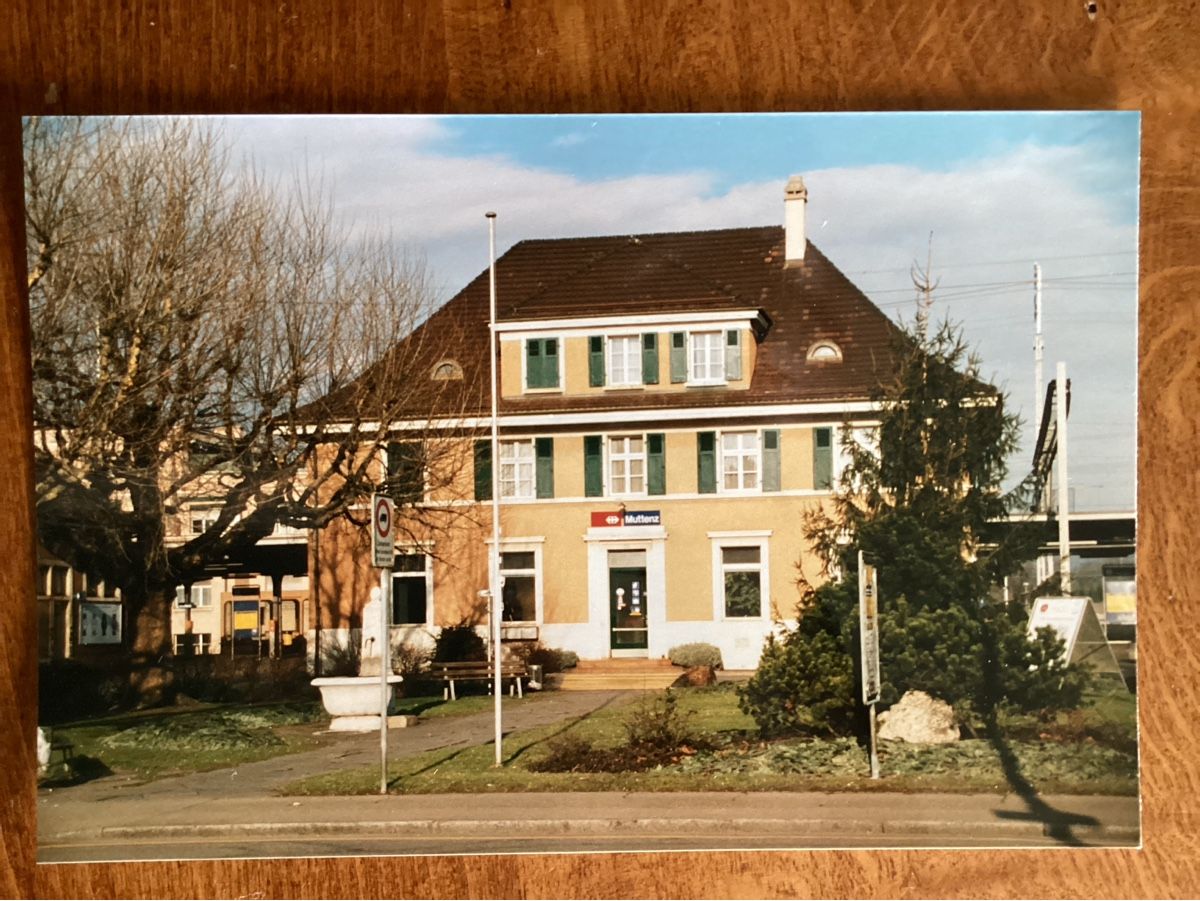 Foto & Immagini: Photo gare Muttenz  – Usato da Orvin venduto da Abydos01