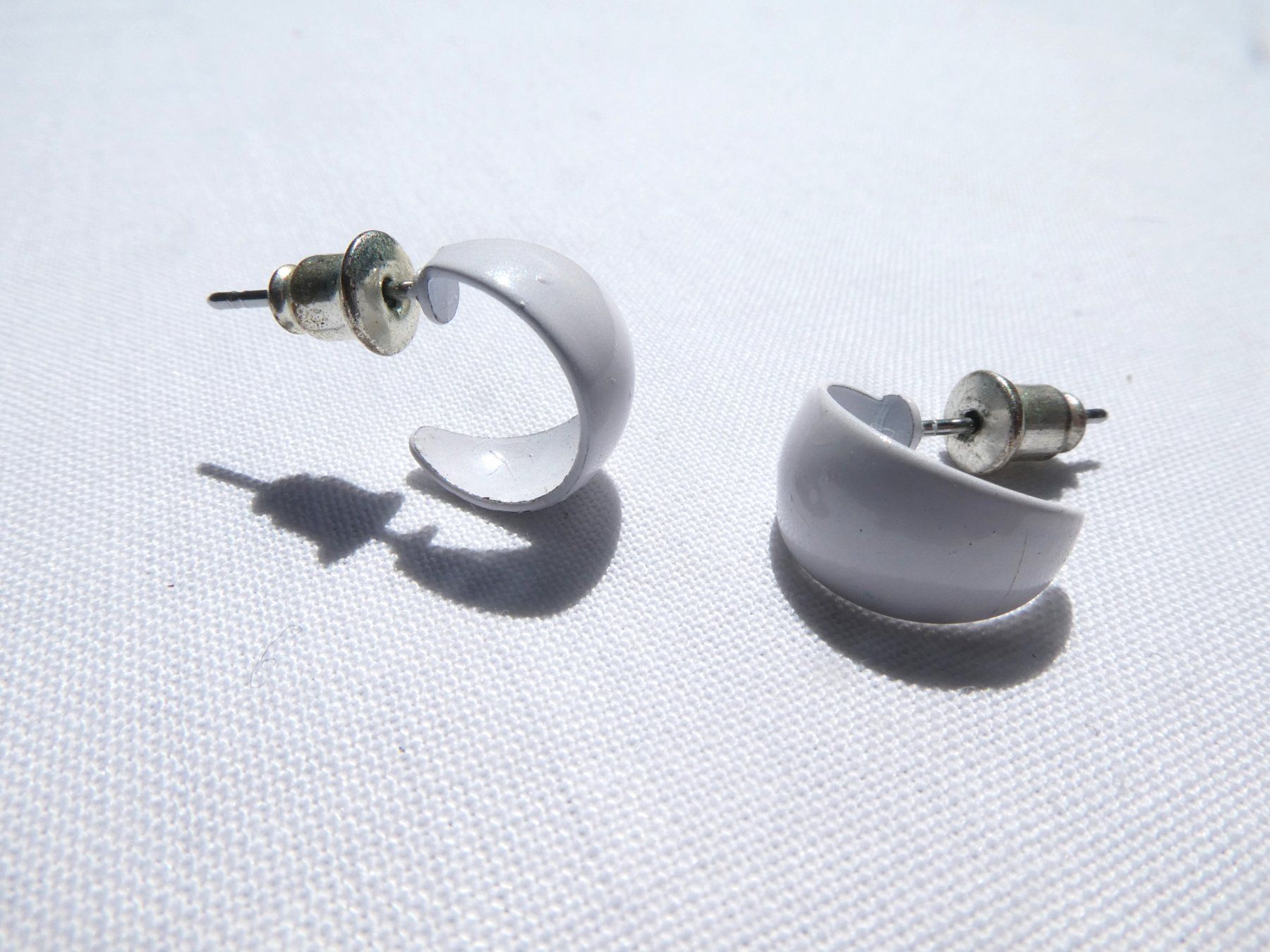 Boucles d'oreille: Huggies, Ohrstecker, Modeschmuck – D'occasion à Gattikon par kaandooh