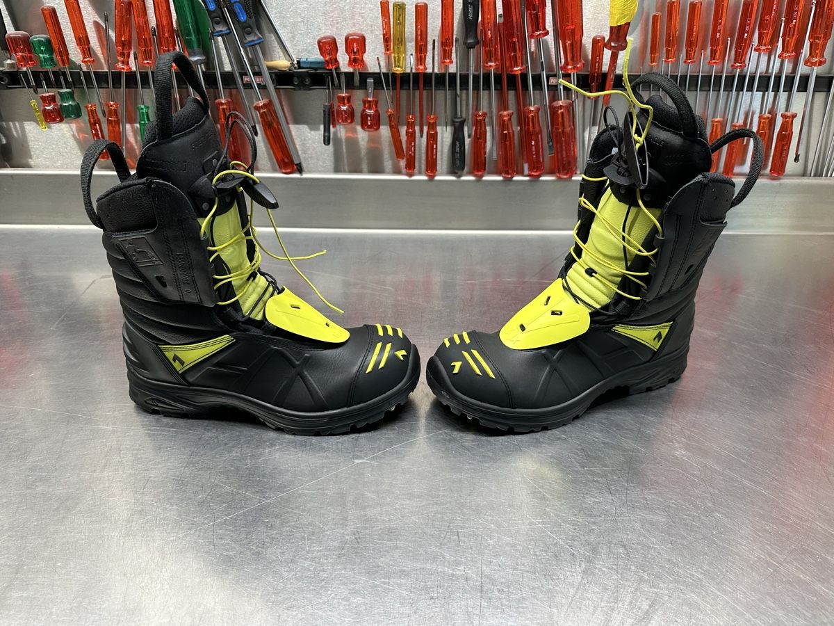 Haix Scarpe da uomo: Haix Fire Eagle Gr. 45 - Neuwertig Top! – Nuovo (secondo la descrizione) da Schwende venduto da weesli 1
