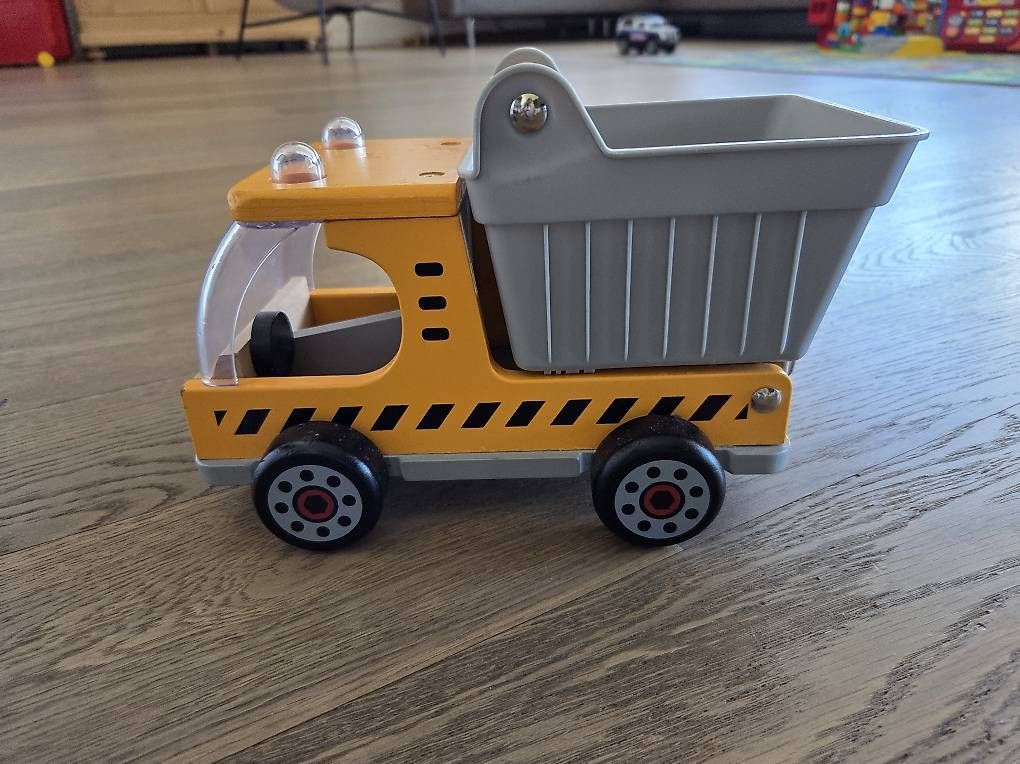 Giocattoli: Hape Holzlaster – Usato da Oberrohrdorf venduto da nad_9cxj 2
