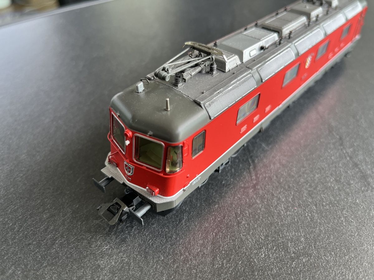 Roco Trains électriques: Roco Elektrolokomotive Re 6/6 SBB AC mit ESU digital Decoder – D'occasion à Zürich par Lobos97 4