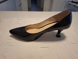 Scarpe col tacco, in vernice blu, n.35
