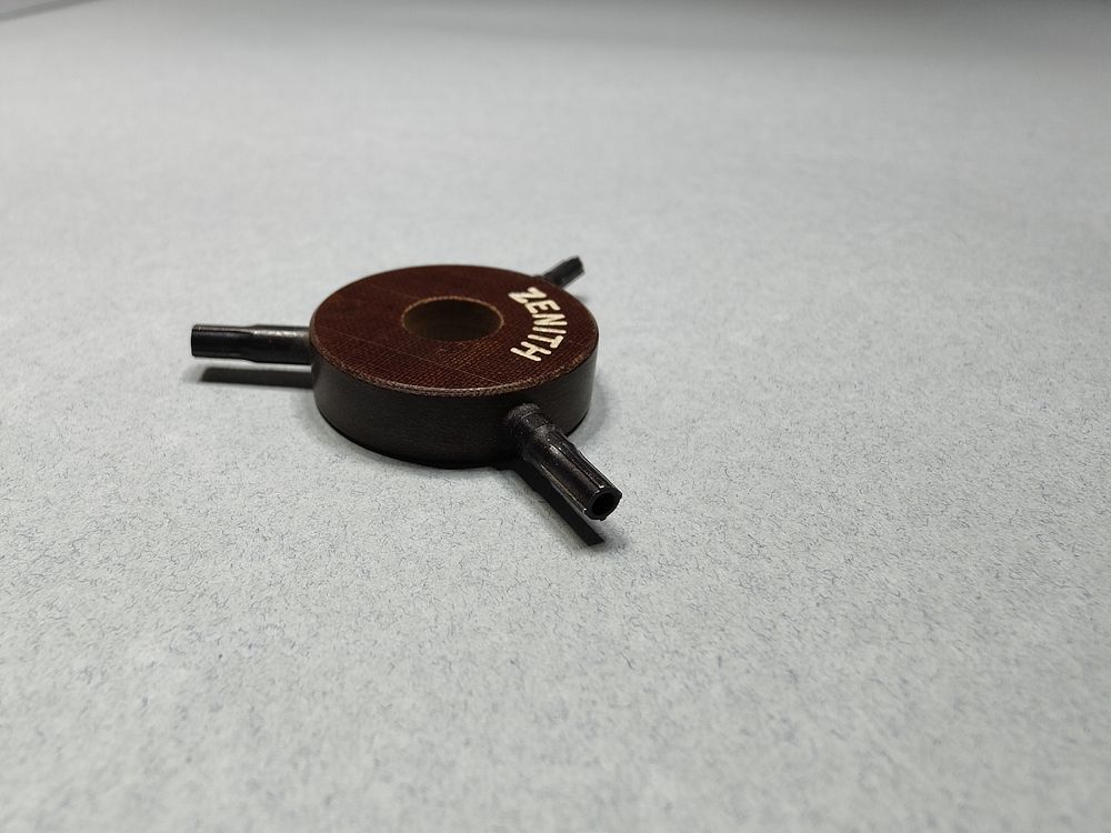Tige De Remontoir Pour Montre ZENITH - Calibre 11 1/2 ''' 2510 - Pièce Horlogerie Neuve