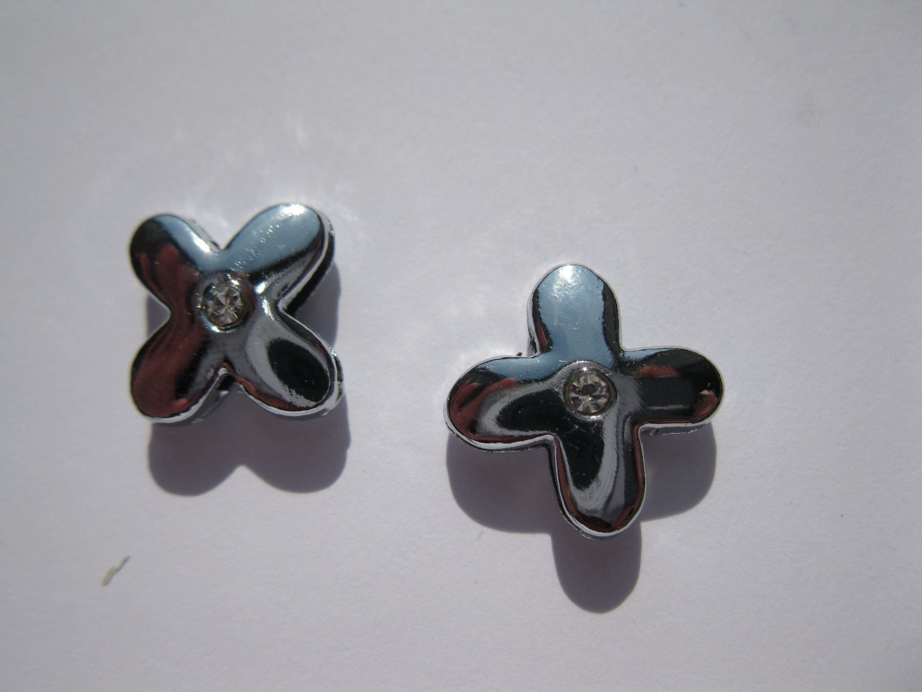 Perle (finte): 5 Metallperlen 12mm, Schiebeperle X mit Strass 2 in 1, – Nuovo e nell'imballaggio originale da St. Margarethen TG venduto da LuanaKa