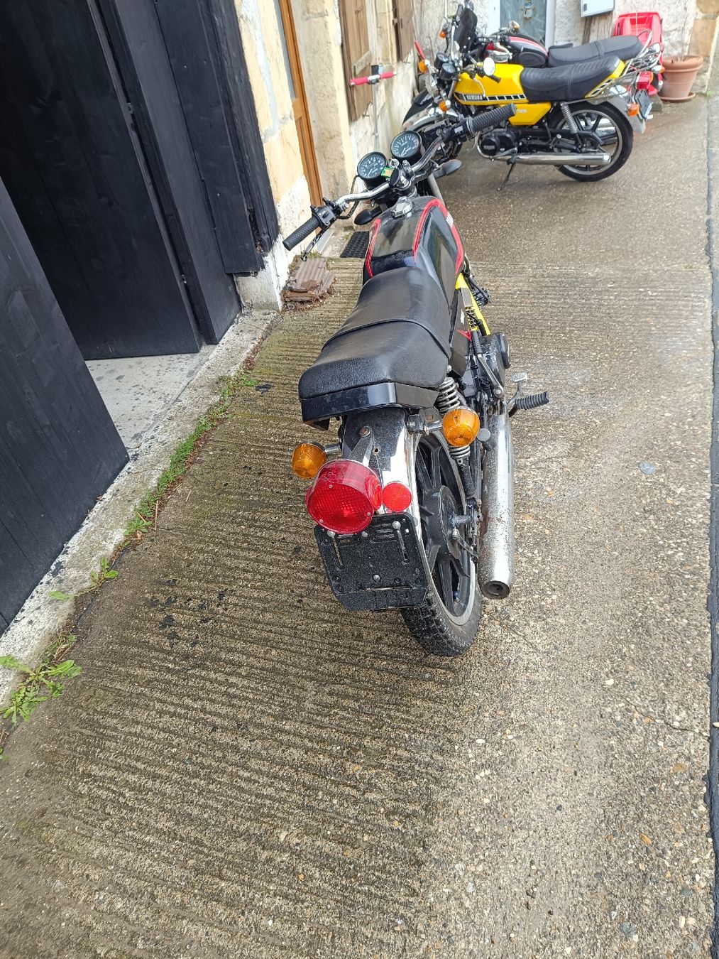 Yamaha Strada: Yamaha rd125 – Usato da Fiez venduto da gaeindi 1