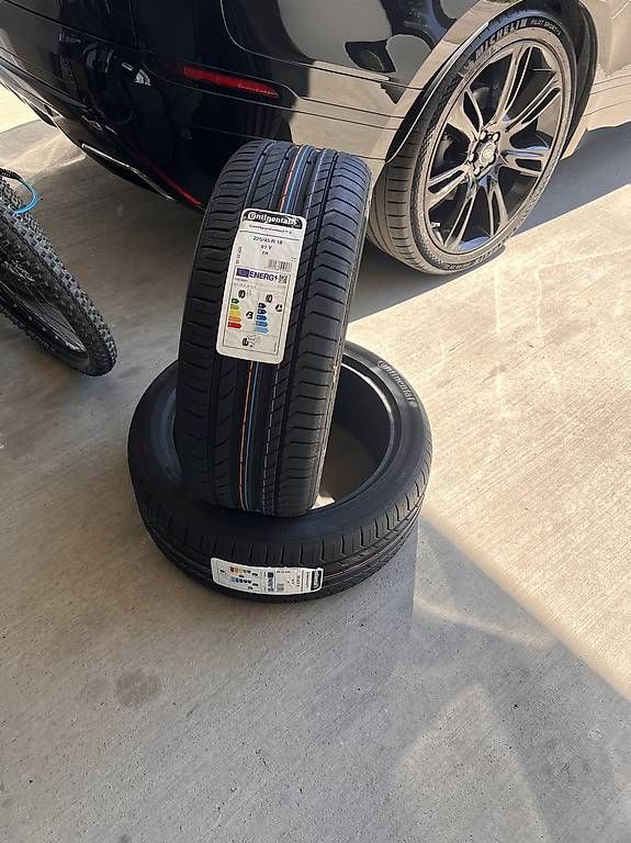 Pneus & Kompletträder: 225/45R18 91Y Continental  – Gebraucht aus St. Margrethen SG von au1400 1