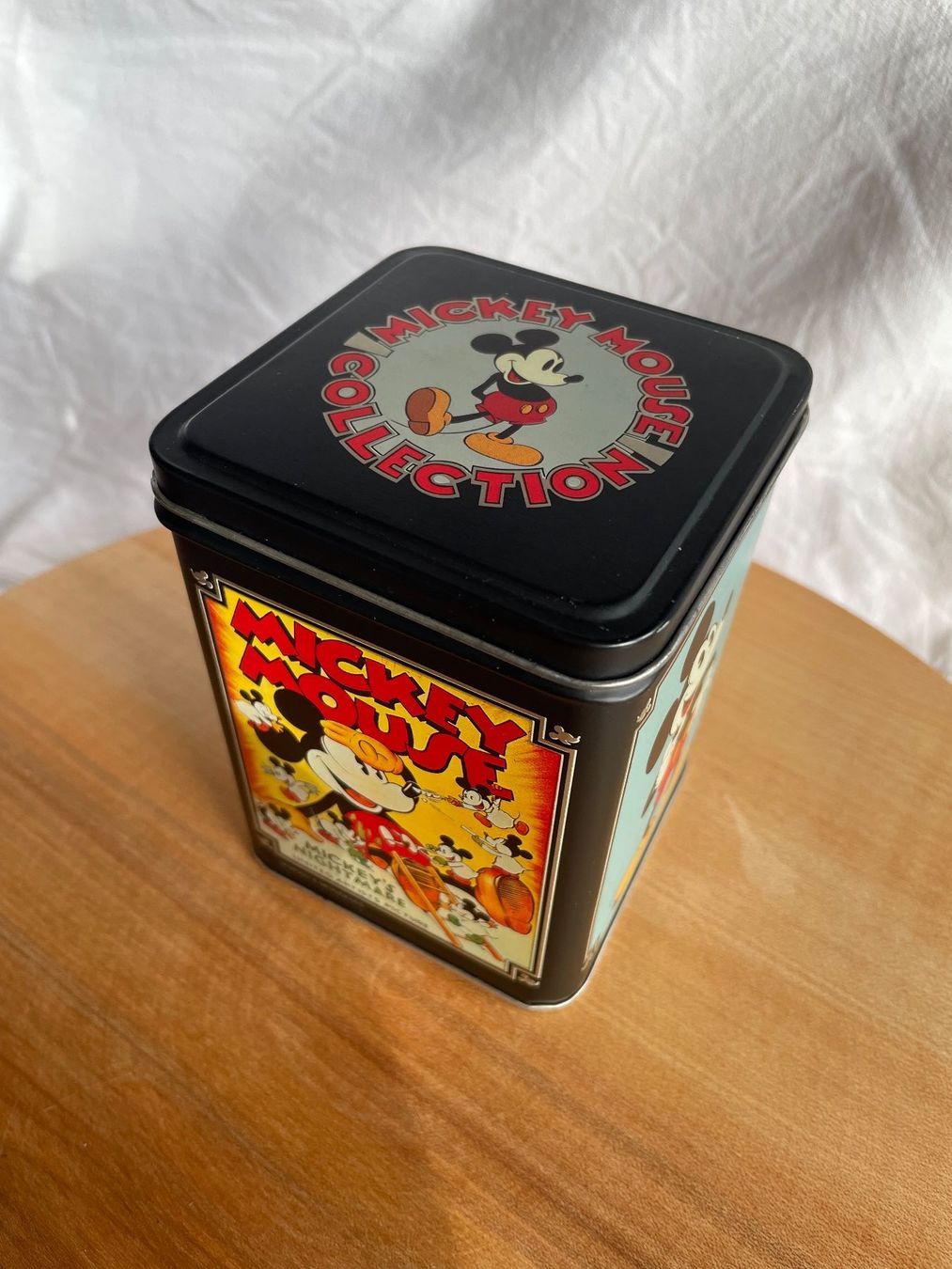 Sonstige Dekorationen & Accessoires: Mickey Mouse Metall-Schachtel/Box/Blechdose, Disney – Gebraucht aus Köniz von kupu-kupu 1