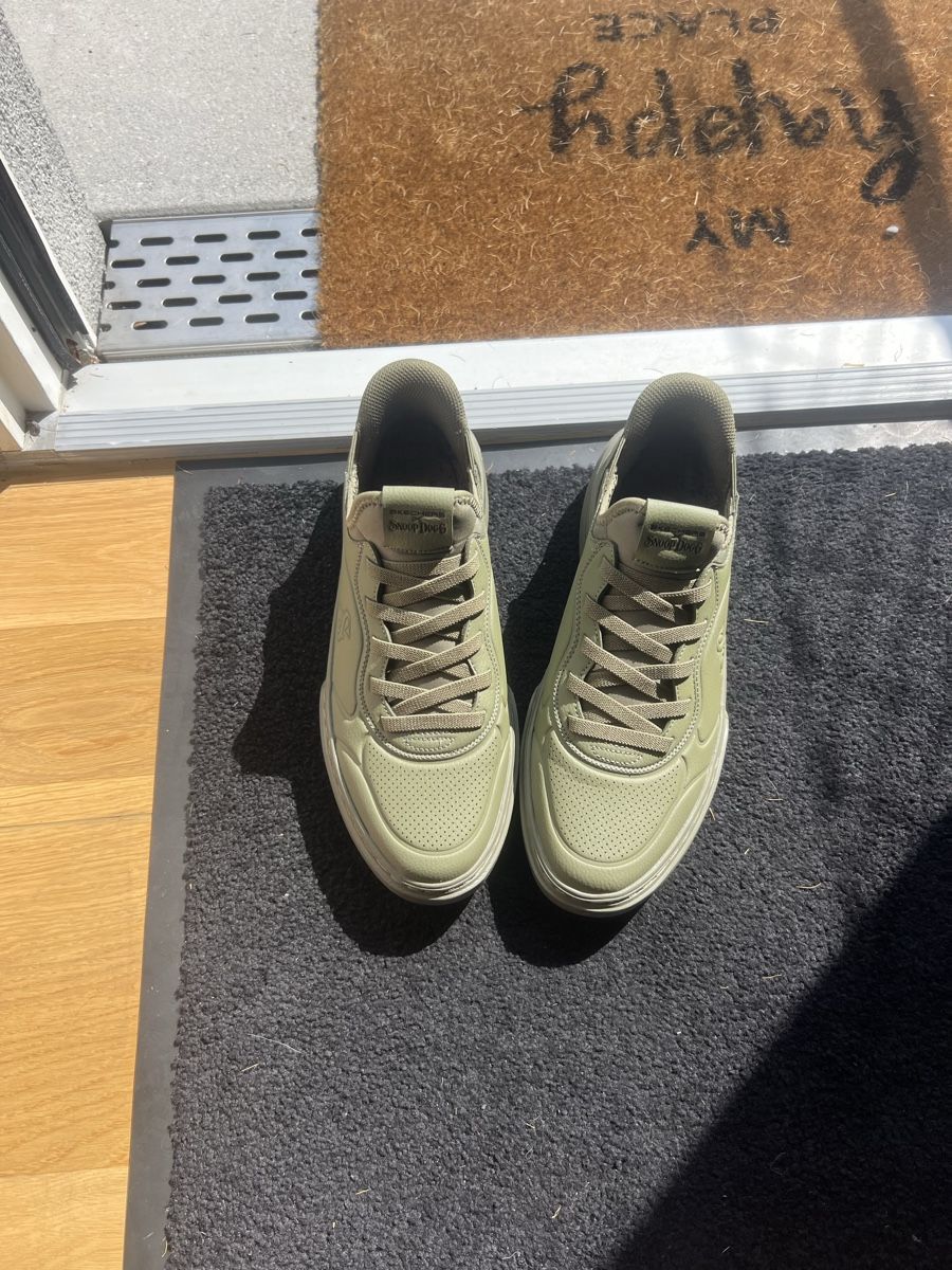Scarpe da uomo: Skechers Schuhe 42 Neu – Nuovo (secondo la descrizione) da Zürich venduto da ste_k68r