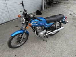 Honda 125 Twin Vintage
