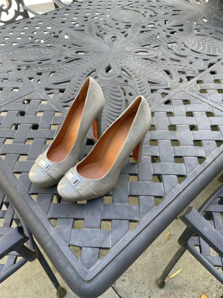 Marc Jacobs Scarpe da donna: Marc Jacobs Schuhe grau Lack gr 39 – Nuovo (secondo la descrizione) da Zürich venduto da eddiekaterblau