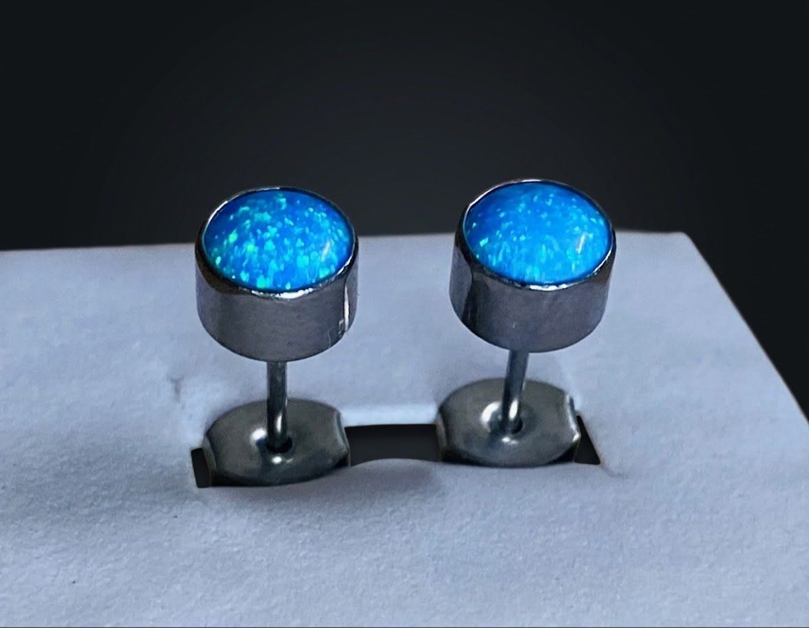 Ohrringe & -stecker: Titanium-Ohrstecker mit Opal – Neu und originalverpackt aus Matten b. Interlaken von kero71 2