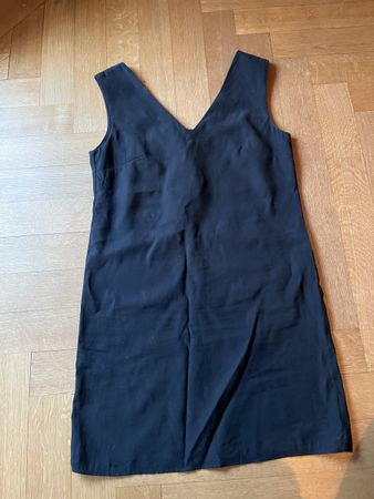 Kleid XS Mango schwarz Viskose