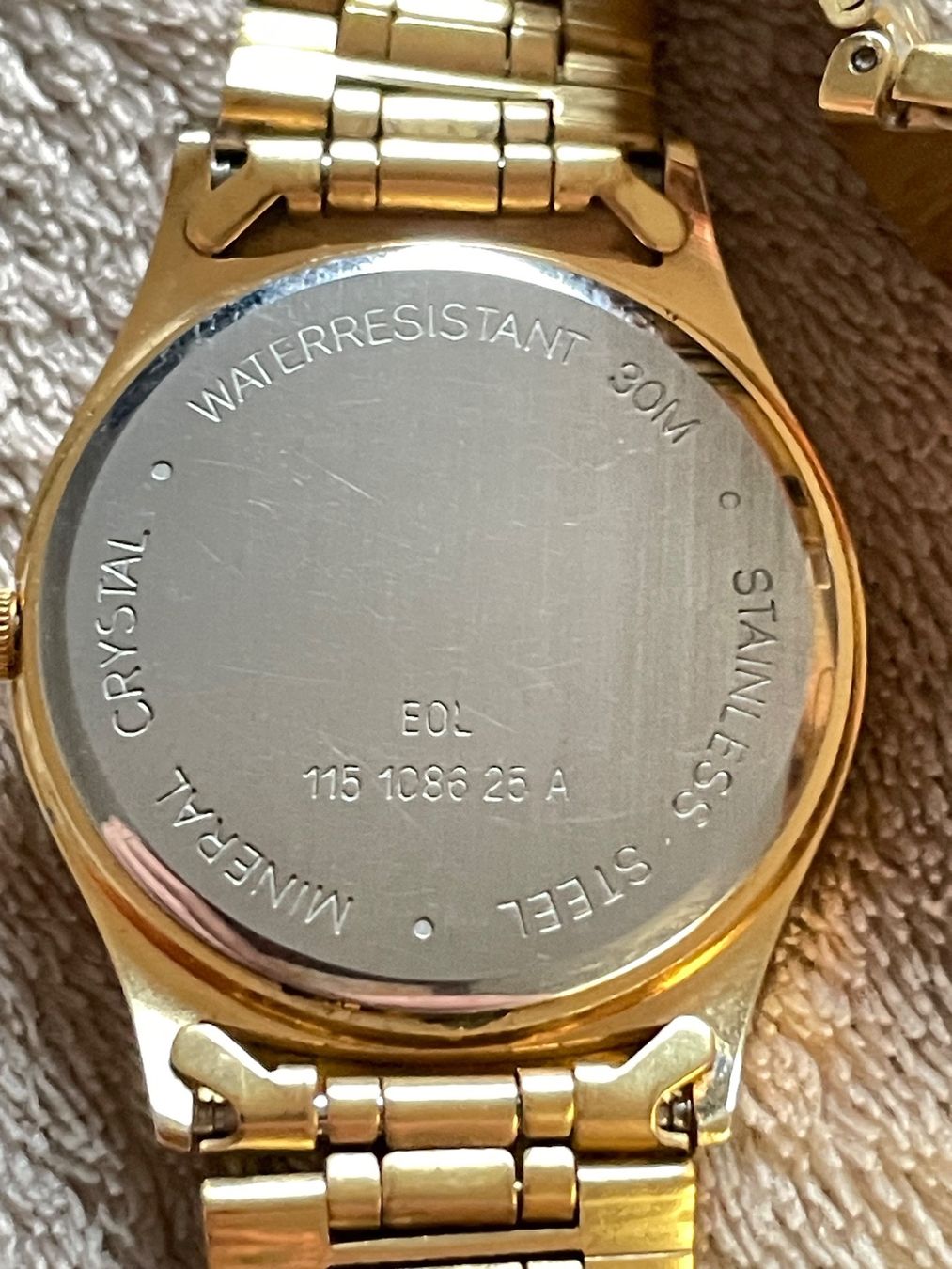 Certina Orologi: Certina Quartz Armbanduhr Vintage – Usato da Niederwangen BE venduto da m_s13 4