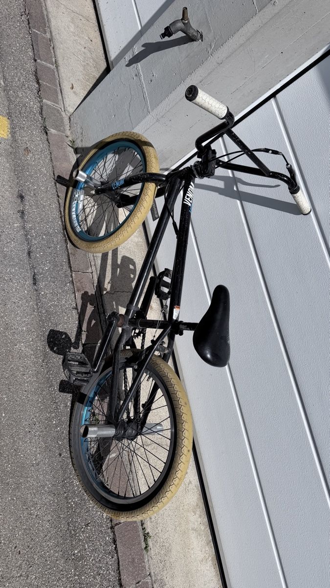 Biciclette: BMX Velo schwarz / blau Gebraucht – Usato da Embrach venduto da skeni02 3