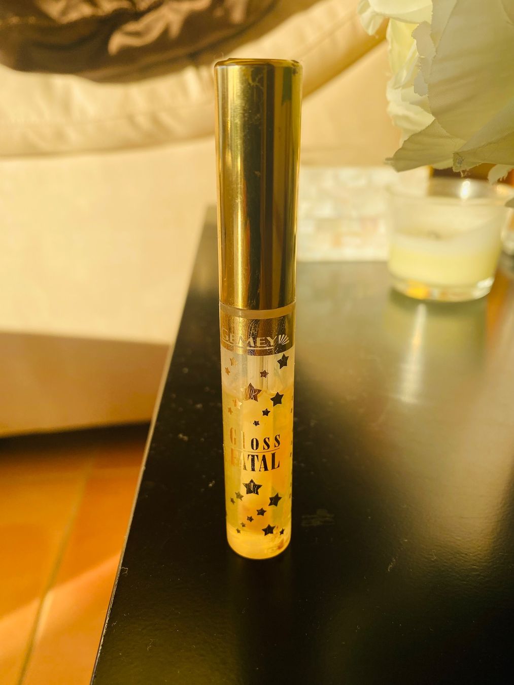 Make-up: Maybelline Gloss fatal – Usato da Belmont-sur-Lausanne venduto da chu_vxf5