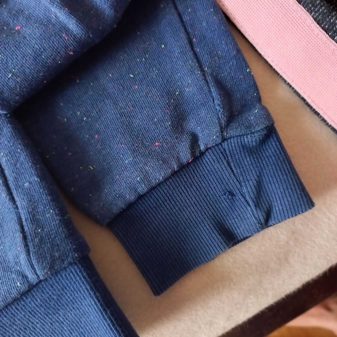 Kleiderpakete & -sets: Über 30 Teile Kleiderpaket gr.128 – Gebraucht aus Bachenbülach von enigmatic 8