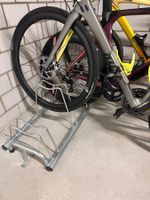 Massiver Veloständer für 5 Velos – feuerverzinkt – wie neu