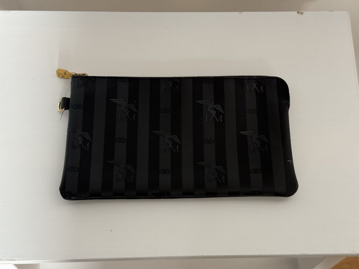 Maison Mollerus Sacs: Maison Mollerus Vinerus Black Etui – D'occasion à Zürich par ljjud