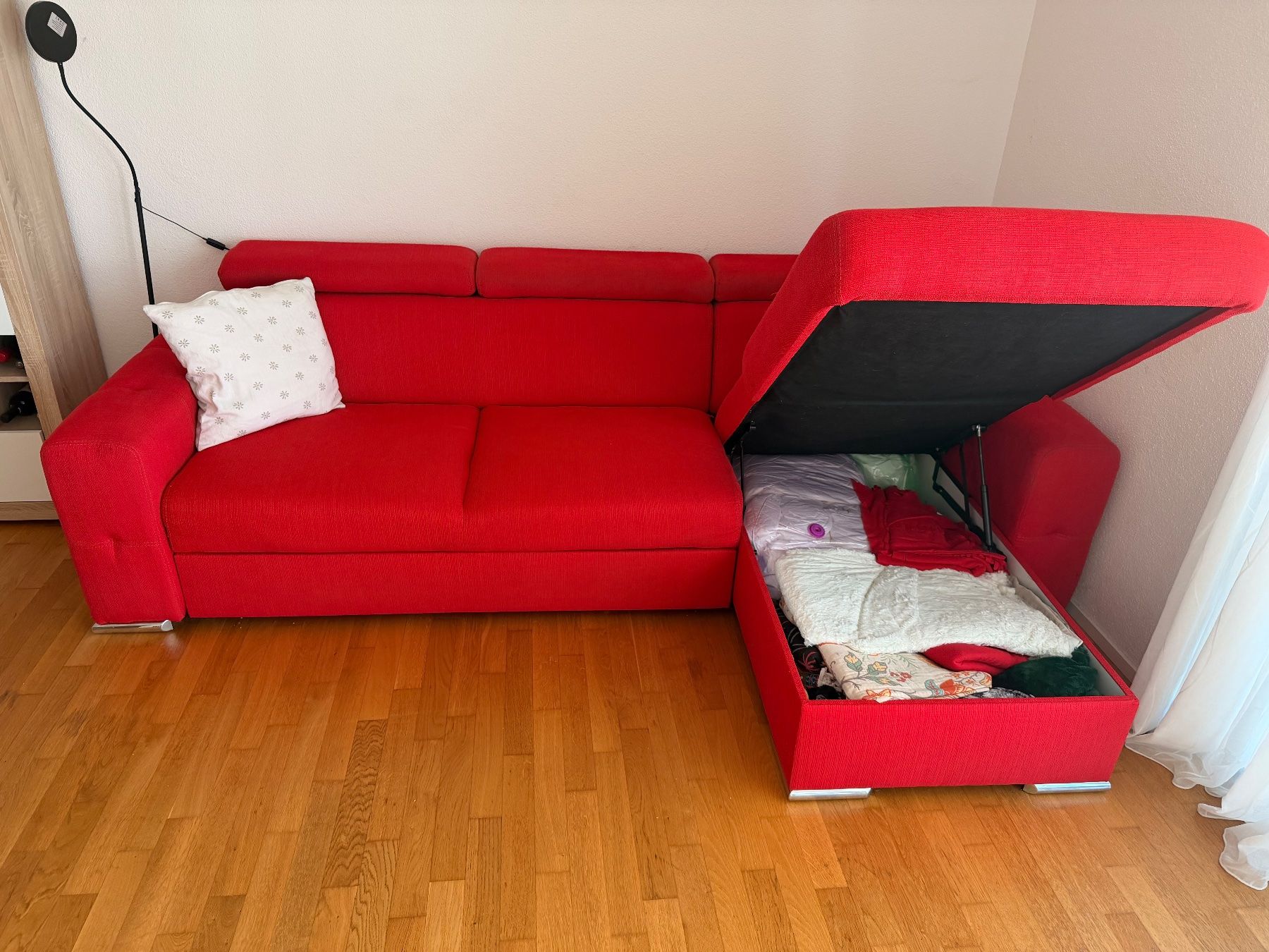 Divani: Couch rot 270x175cm mit Bettfunktion – Usato da Kreuzlingen venduto da cam_27t8 2