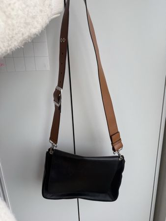 Max Mara Leather Shoulder Bag Black  - like new - Stylish