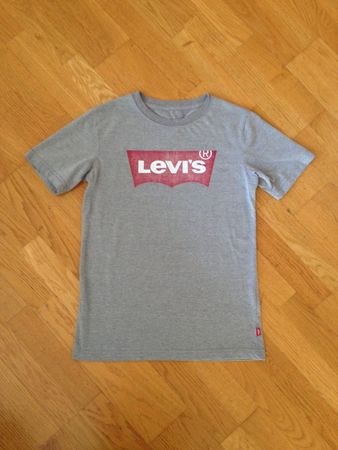 Tshirt Levis