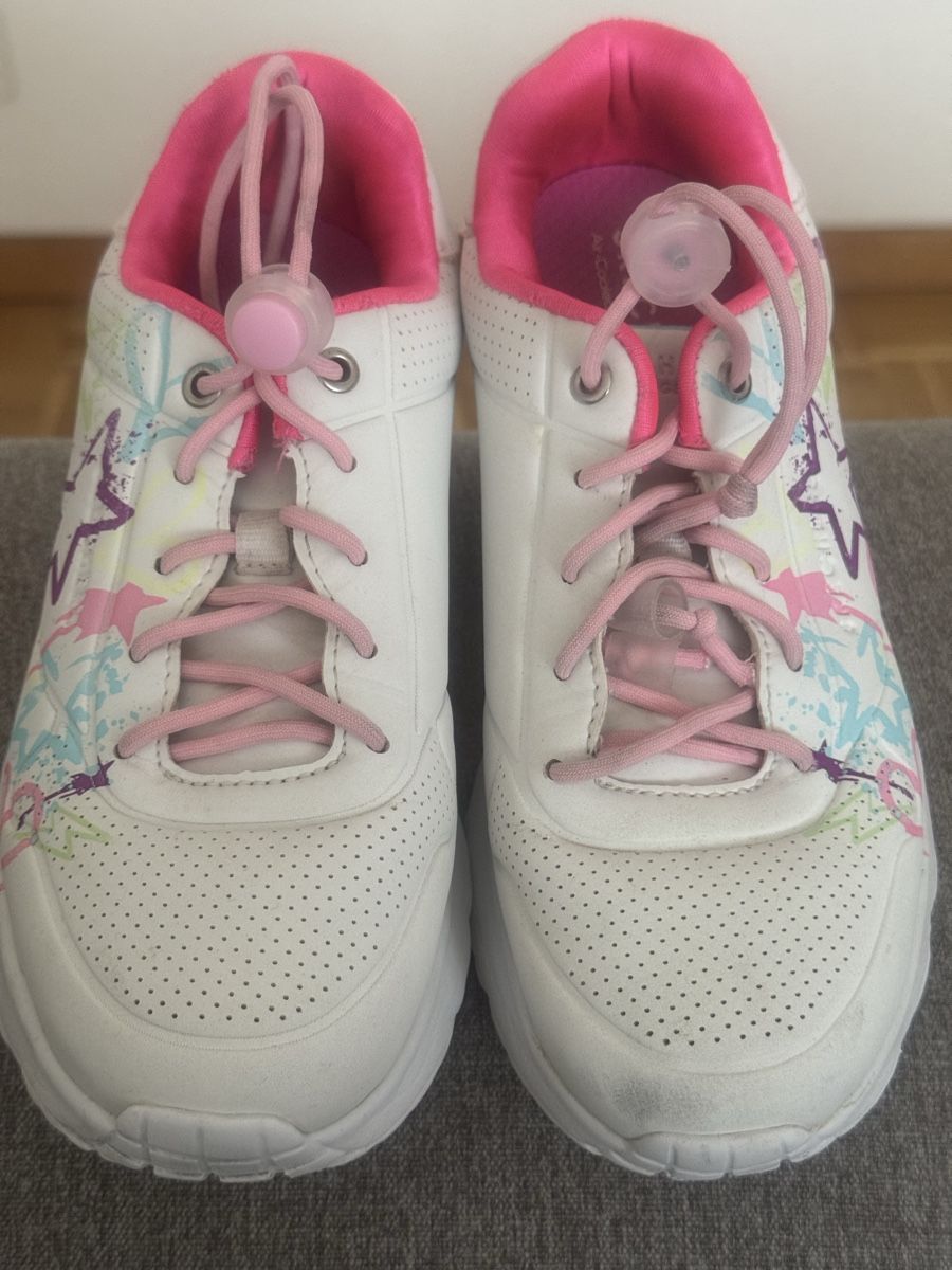 Skechers Scarpe per ragazze: Skechers 35 – Usato da Schlieren venduto da Fam.Baumi 1