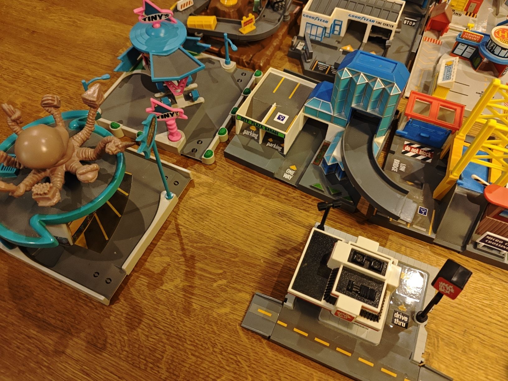 Micro Machines Giocattoli: Micro Machines Hiways & Byways – Usato da Wittenbach venduto da stefange 3