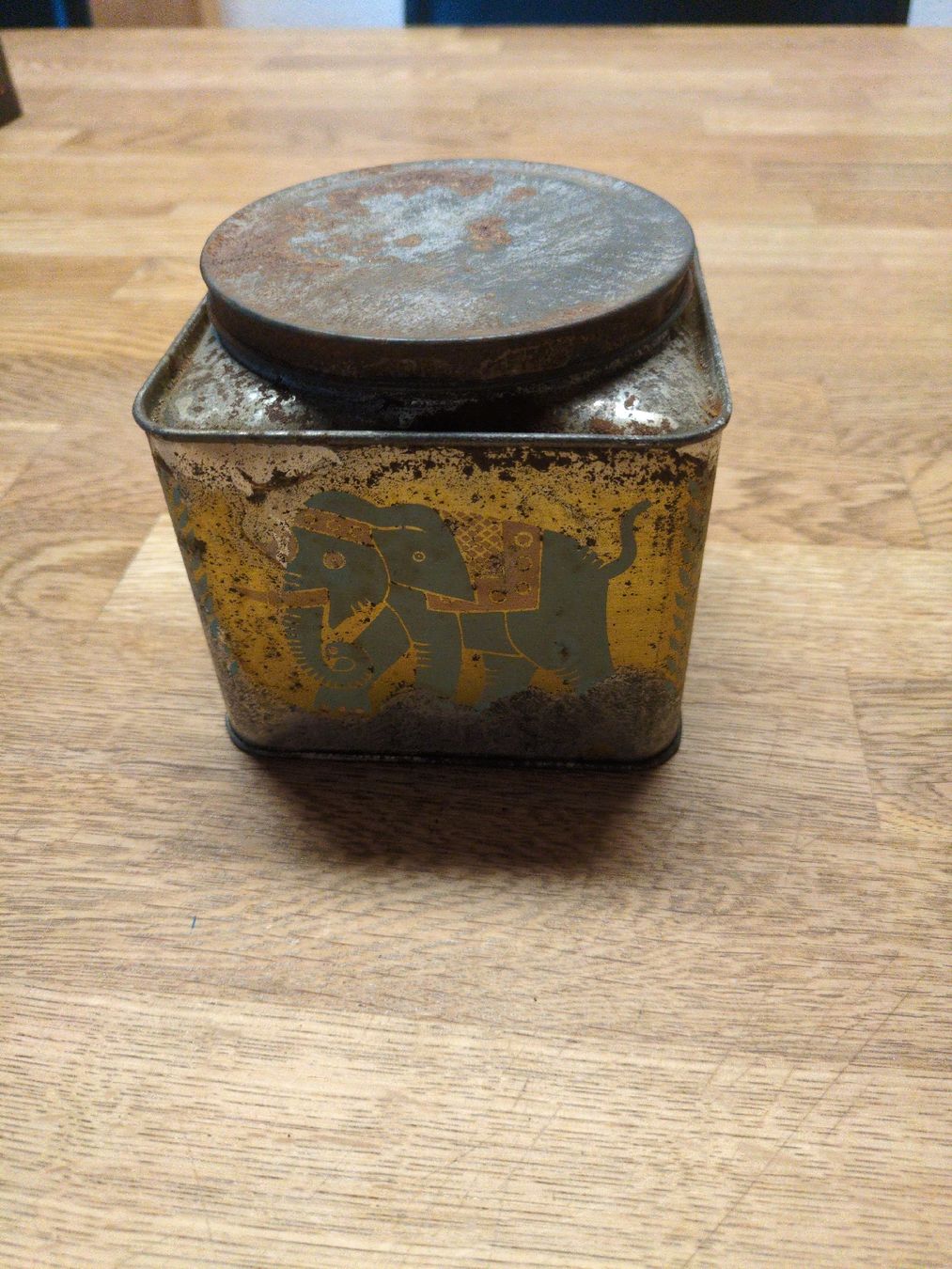 Dosen: Antike Teedose Blechdose mit Deckel Vintage  – Gebraucht aus Fankhaus (Trub) von sun_7677 2
