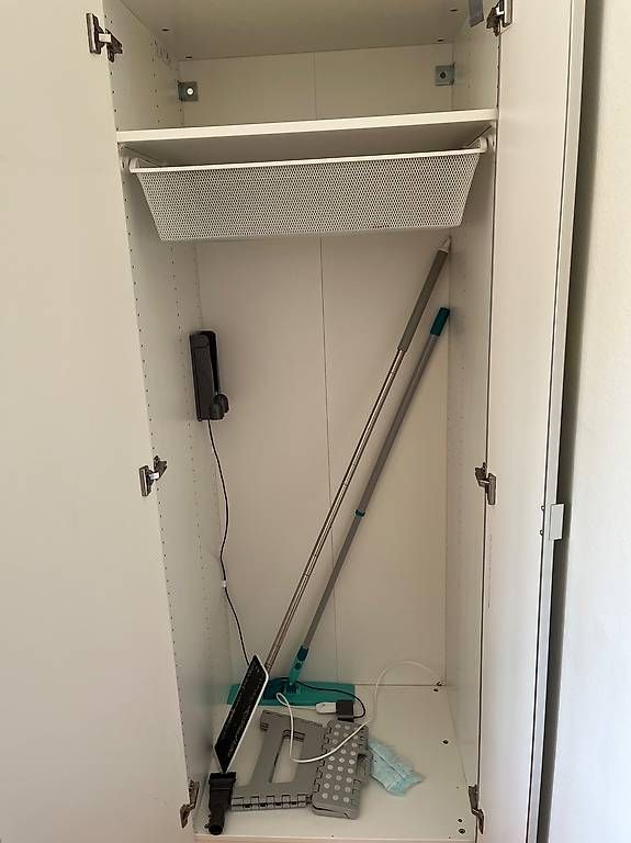 Schränke: Small closet – Gebraucht aus Baden von cri_fcx8 1