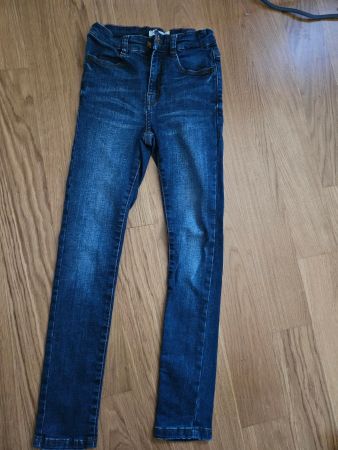 Jeans name it 134
