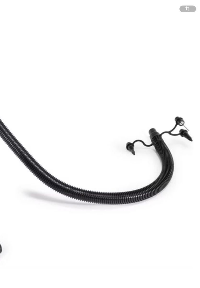 Schwimmringe: Zwei River Run Schwimmringe plus Pumpe – Neu (gemäss Beschreibung) aus Rümlang von Speedy-Cat 2