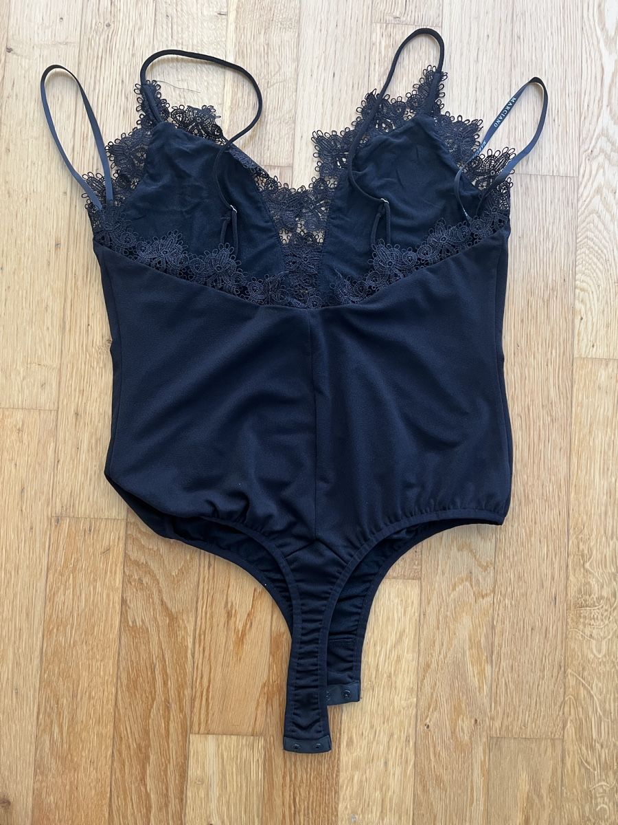 Altra biancheria intima: GUESS Body mit Spitze schwarz Grösse M – Nuovo (secondo la descrizione) da Bettlach venduto da Tradenet100 2