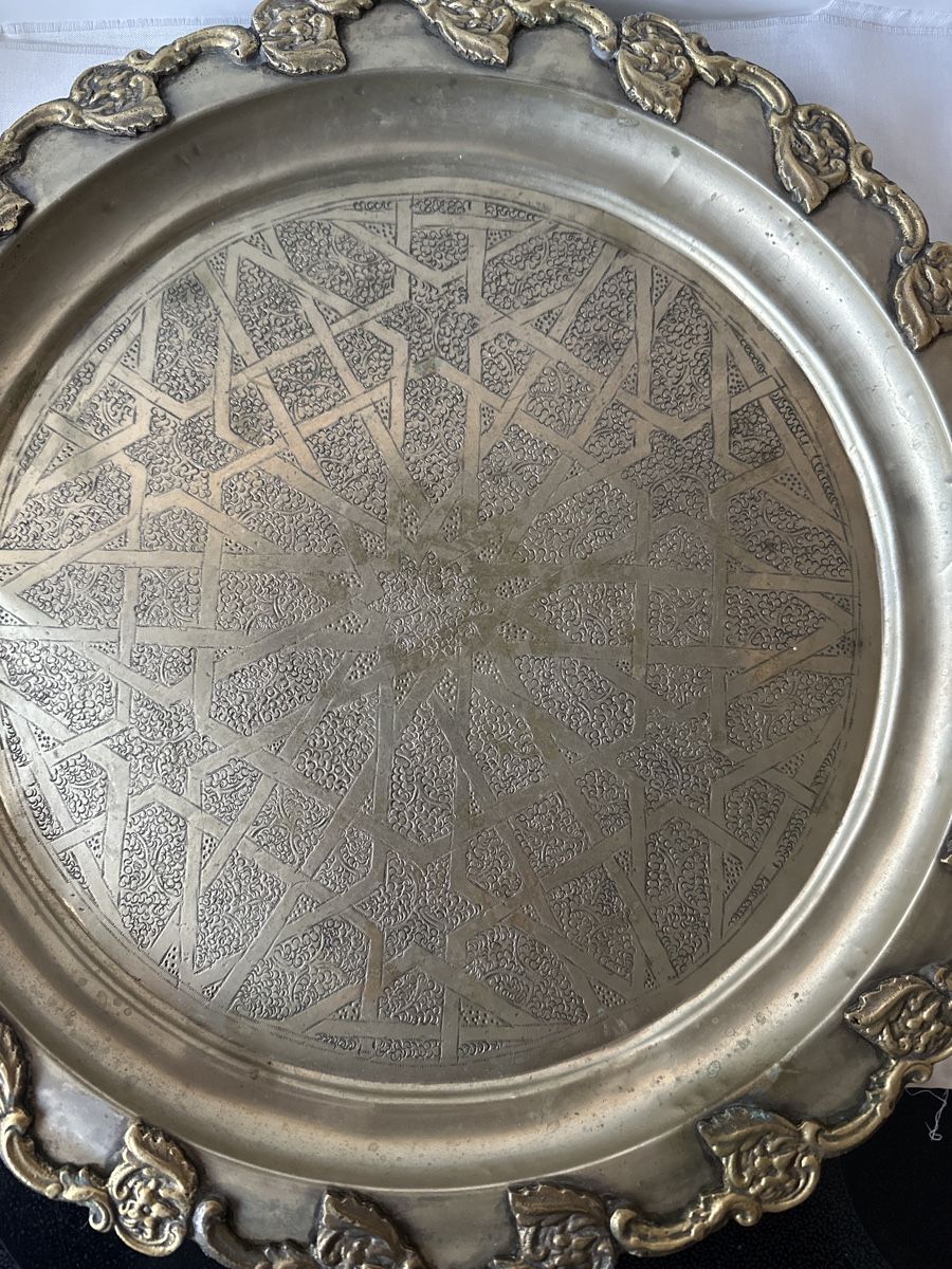 Piatti di portata: Antikes Metall-Tablett, orientalisch, 46,5cm Durchmesser – Usato da Zürich venduto da Chaeffeler 5
