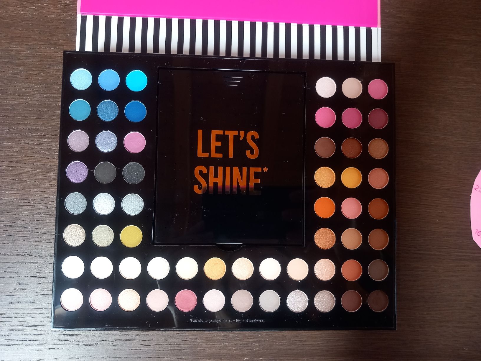 Sephora Make-up: Schminkpalette von Sephora"Holida Vibes" – Usato da Dietwil venduto da talulla 3