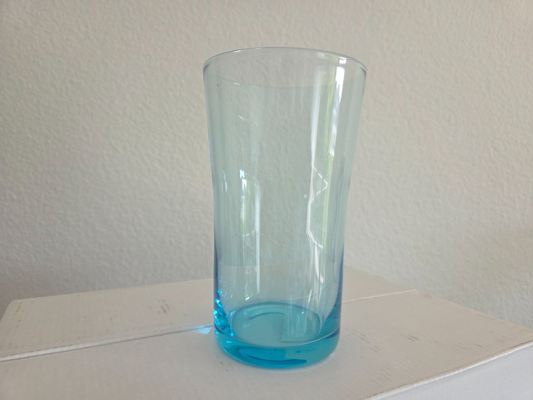 Verres: 12 Hellblaue Trinkgläser  0.39L, , Neu,Originalverpackt – Neuf avec emballage d'origine à Basel par Anghkorwatt 2