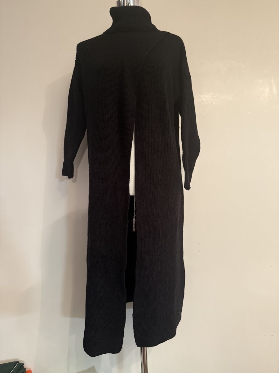 Pullover & Sweatshirts: Schwarzer Long Rollkragenpullover Gr. S – Gebraucht aus Zürich von JOD213