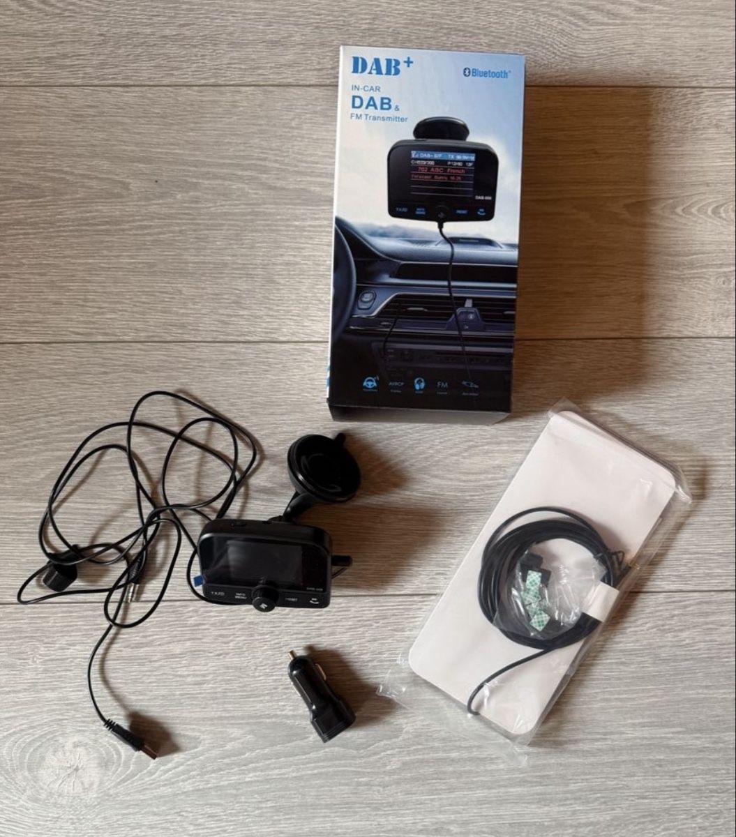 Tutti pezzi di ricambio auto: Transmetteur DAB+ FM Bluetooth pour voiture – Nuovo e nell'imballaggio originale da Crans VD venduto da choukye