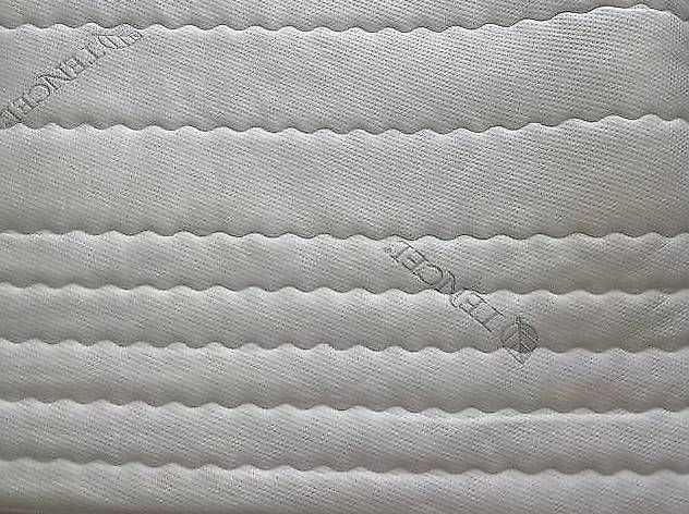 Materassi: Geltex Topper, mit Schutzmatratze, waschbar – Usato da Meisterschwanden venduto da Adelan6 3