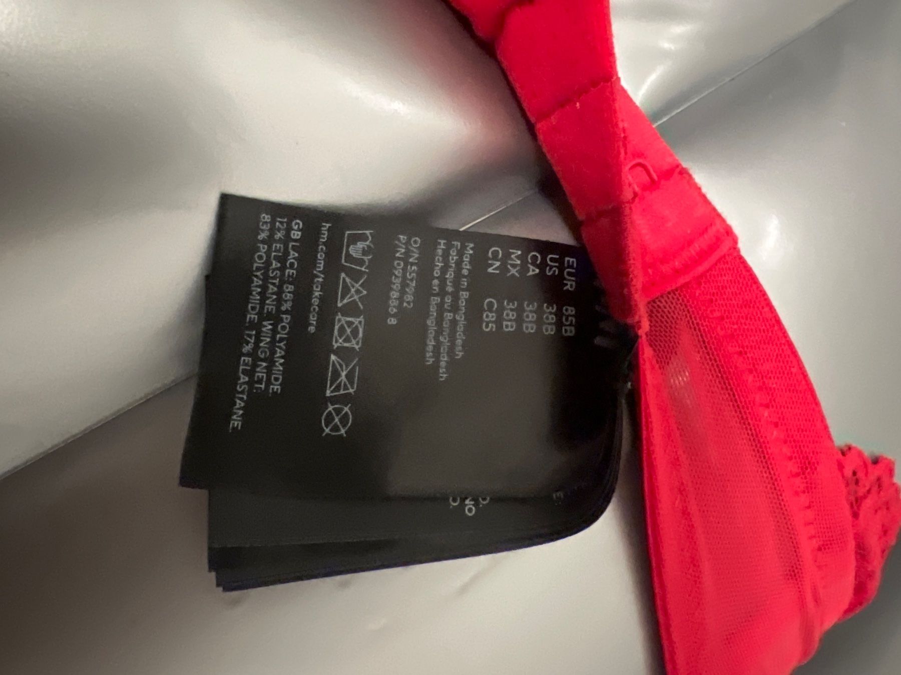 H&M Altra biancheria intima: BH 85B – Usato da Weiach venduto da LemonJuice1995 2