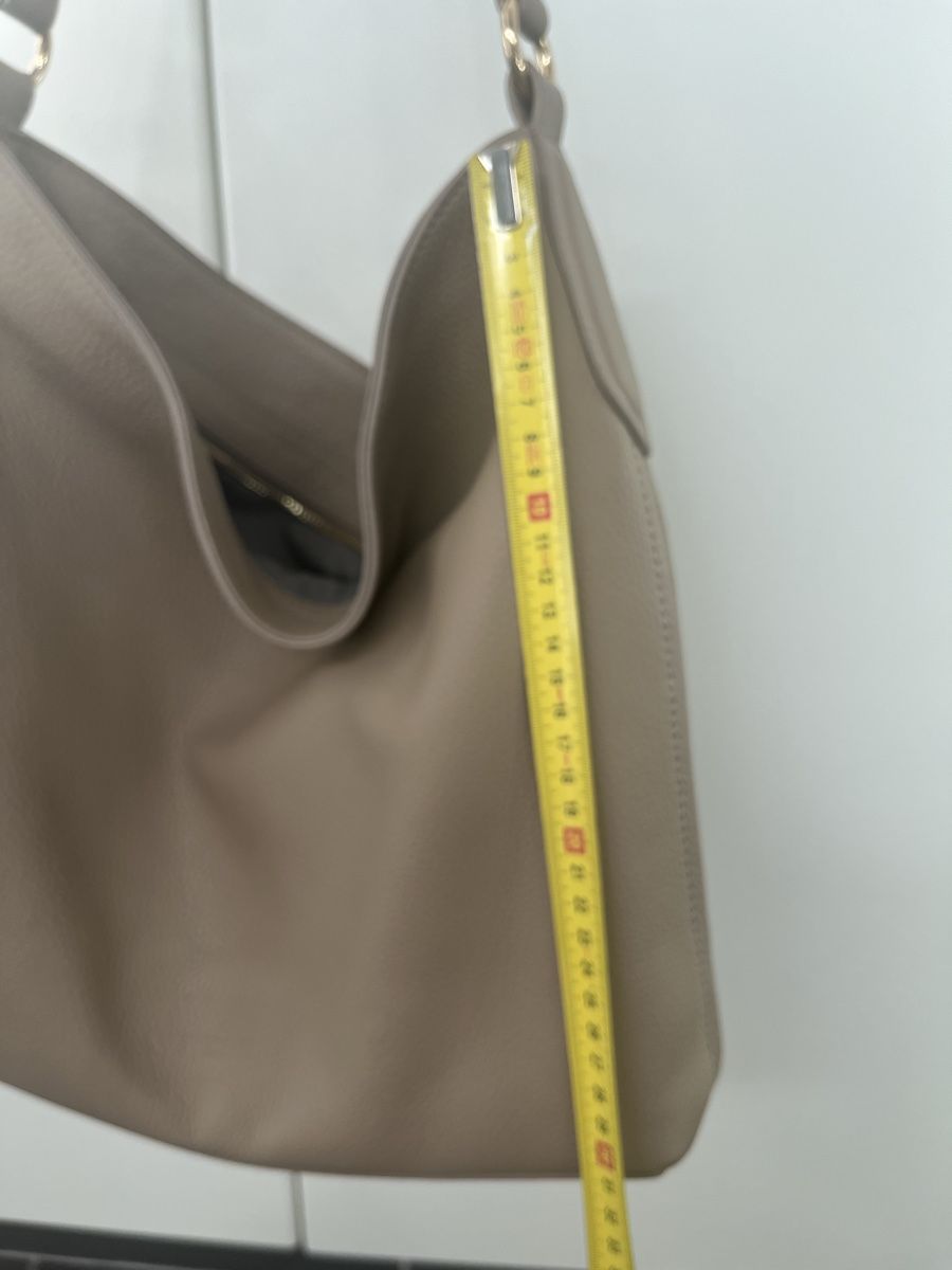 Taschen für Damen: Sac Varese en cuir – Gebraucht aus Fully von Sassa68 4