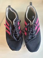 Adidas Hallenturnschuhe Grösse 40