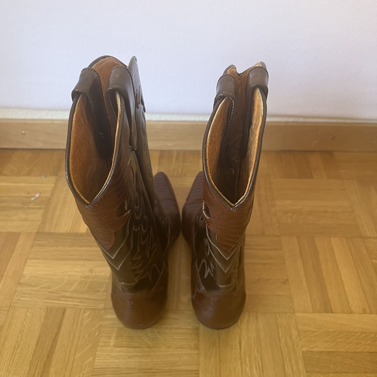 Herrenschuhe: Bottes cowboy cuir 39 – Gebraucht aus Vevey von jul_xh6s 2