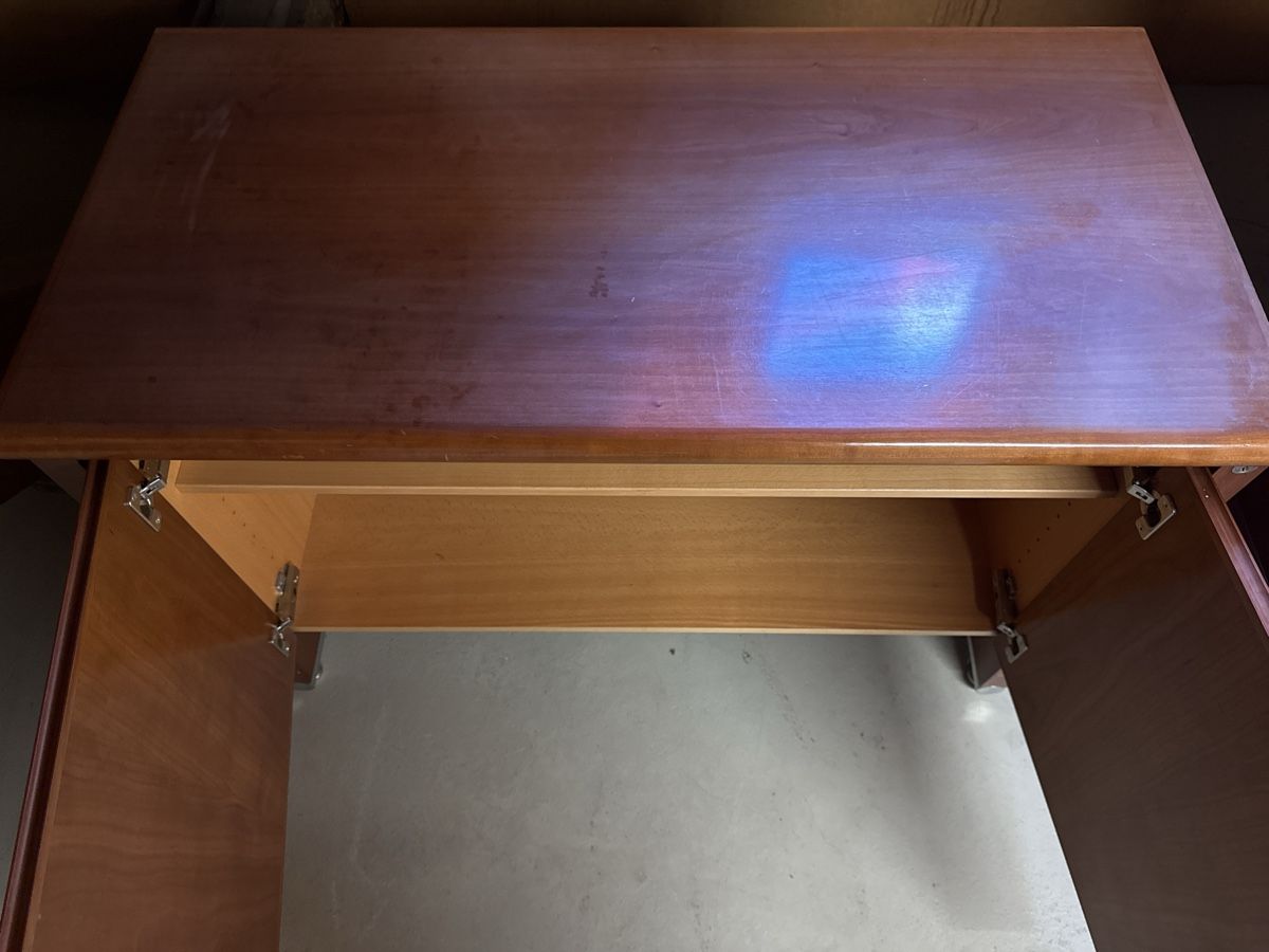 Mobili TV: Elegantes Sideboard aus Massivholz – Usato da Zürich venduto da aha101101 2