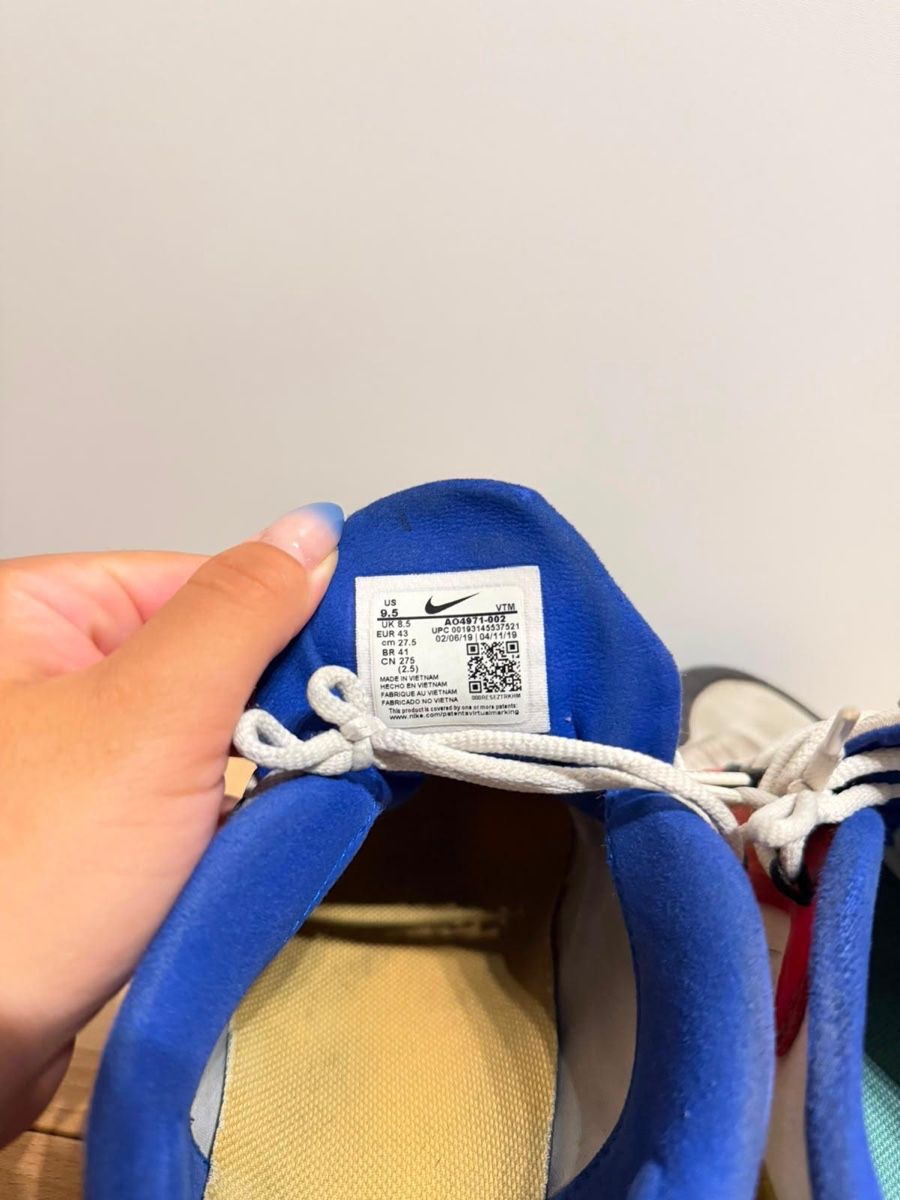 Nike Chaussures hommes: Nike Air Max 270 React – D'occasion à Wädenswil par dom_pz5d 5