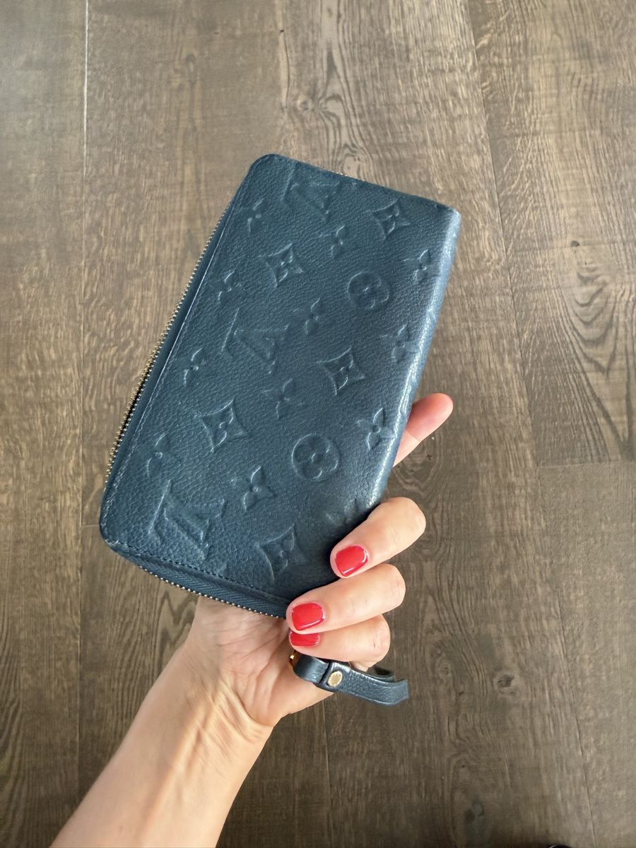 Louis Vuitton Portamonete: Louis Vuitton Zipped Wallet – Usato da Herrliberg venduto da Tubalp 1
