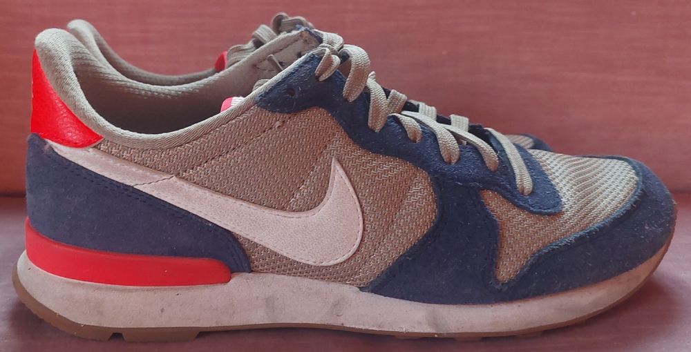 nike internationalist 41