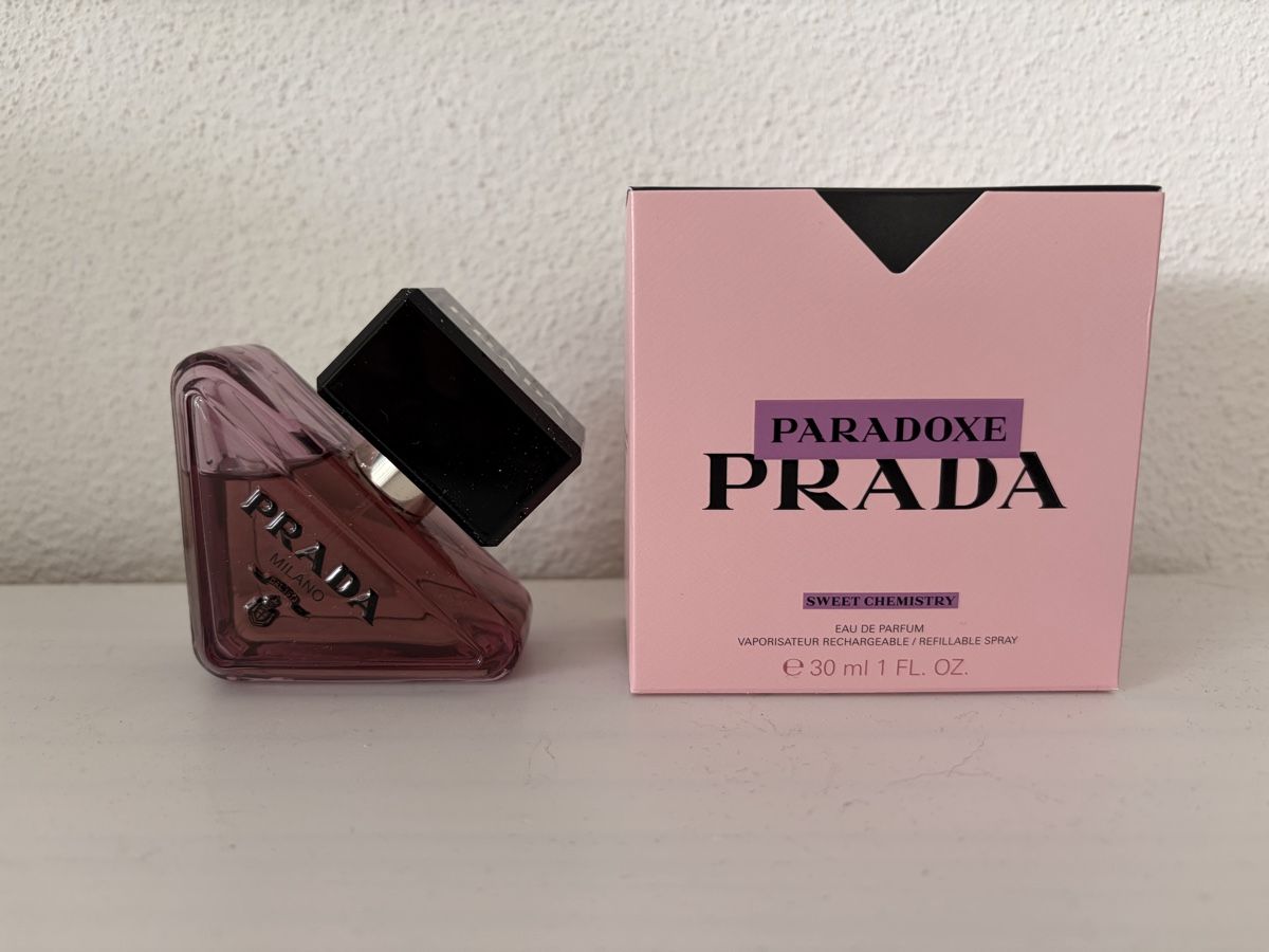 Prada Profumi & Eau de Toilette: Prada Paradoxe Eau de Parfum 30 ml neu mit Verpackung – Nuovo (secondo la descrizione) da Kradolf venduto da bstr.9105
